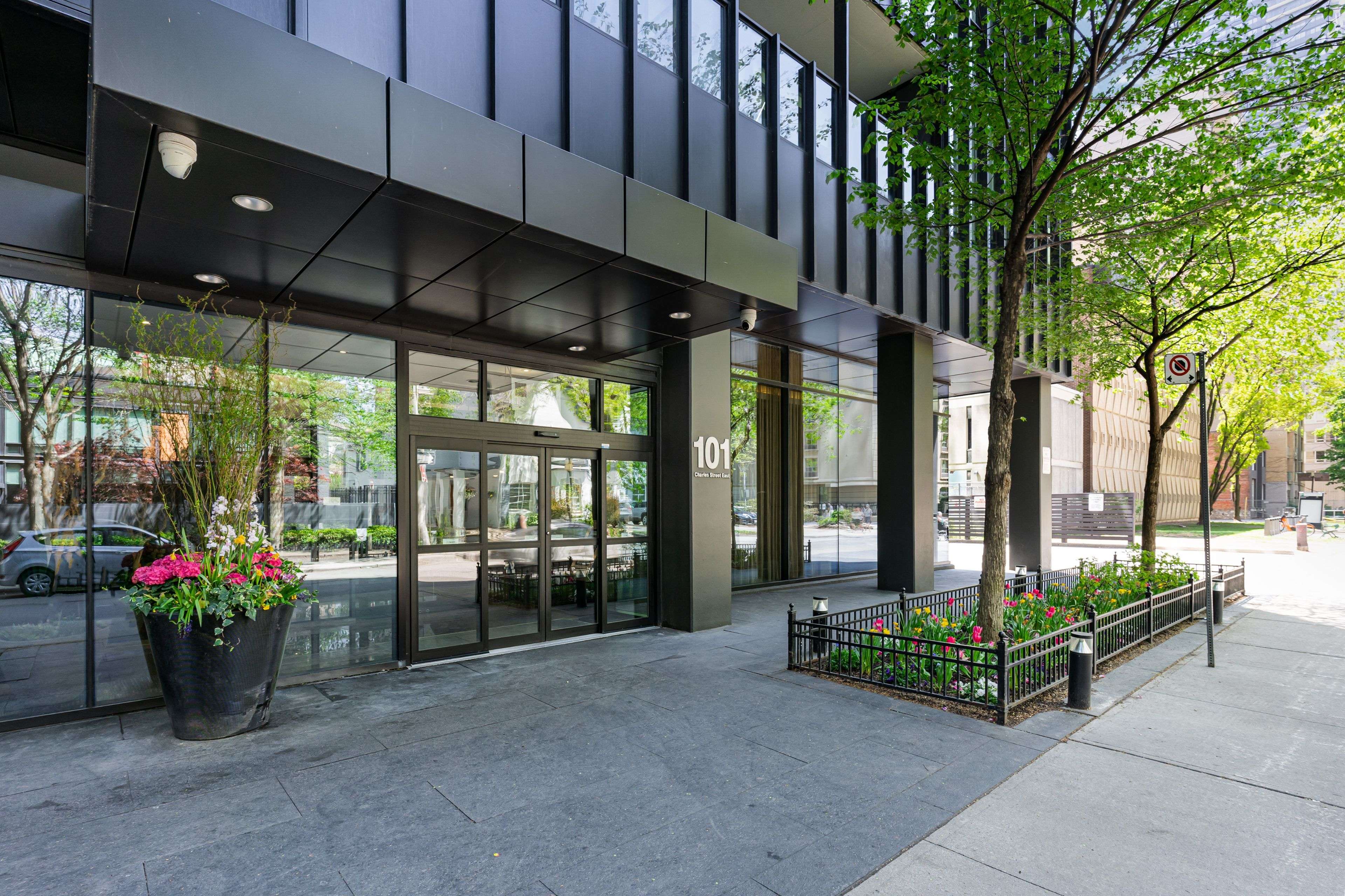 Toronto C08, ON M4Y 0A9,101 Charles ST E #4608