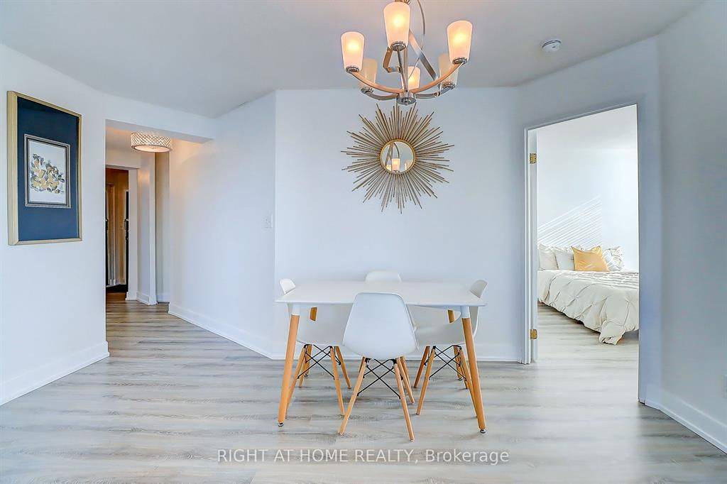 Pickering, ON L1V 6Z6,1625 Pickering Pkwy #404