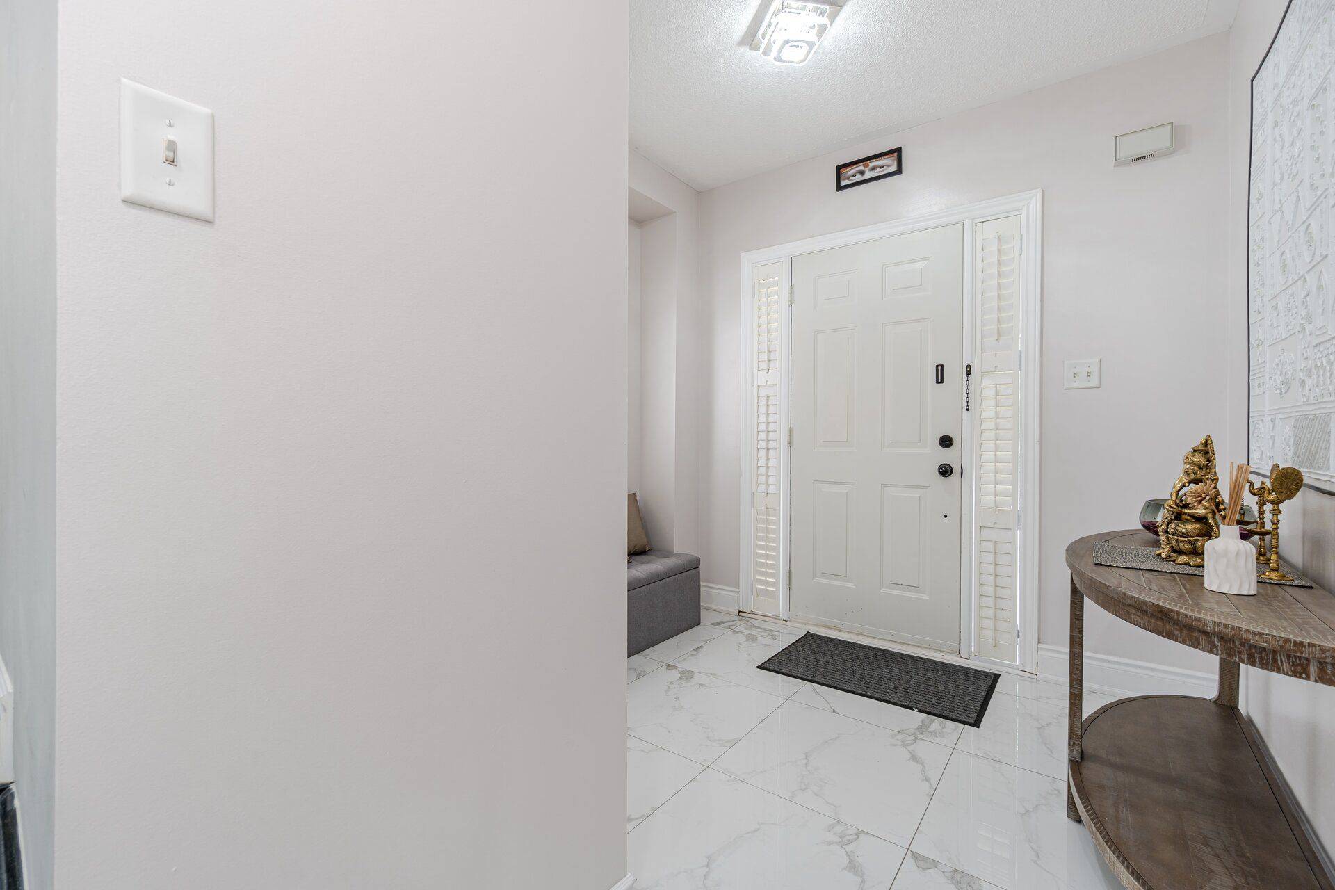 Brampton, ON L6X 5E2,7 Oxtail LN
