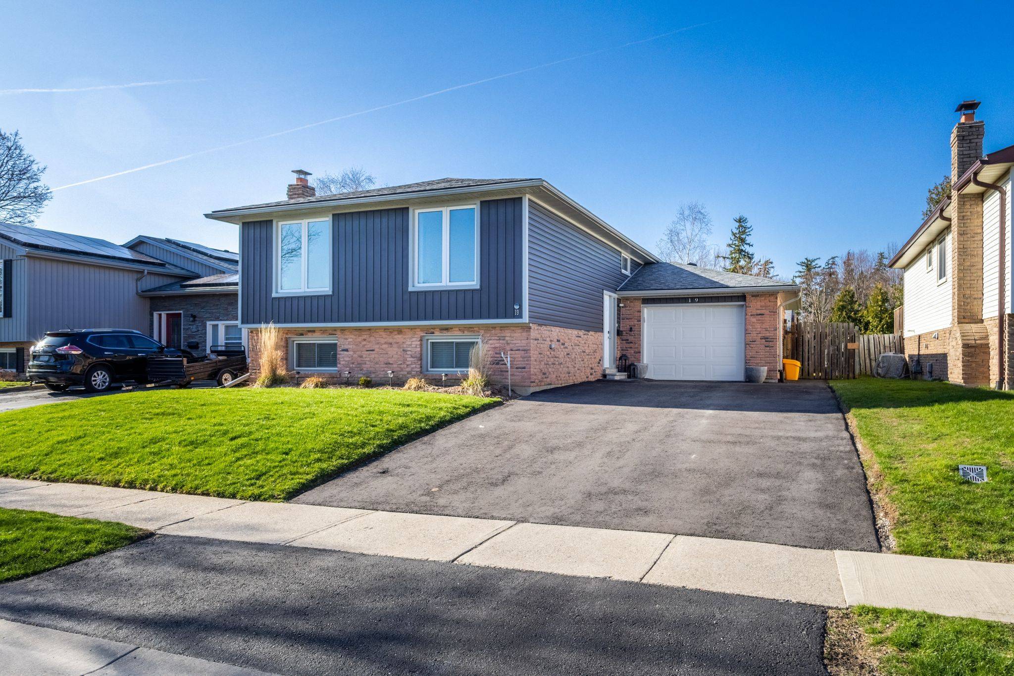 Brant, ON N3R 6Z8,19 Southglen RD