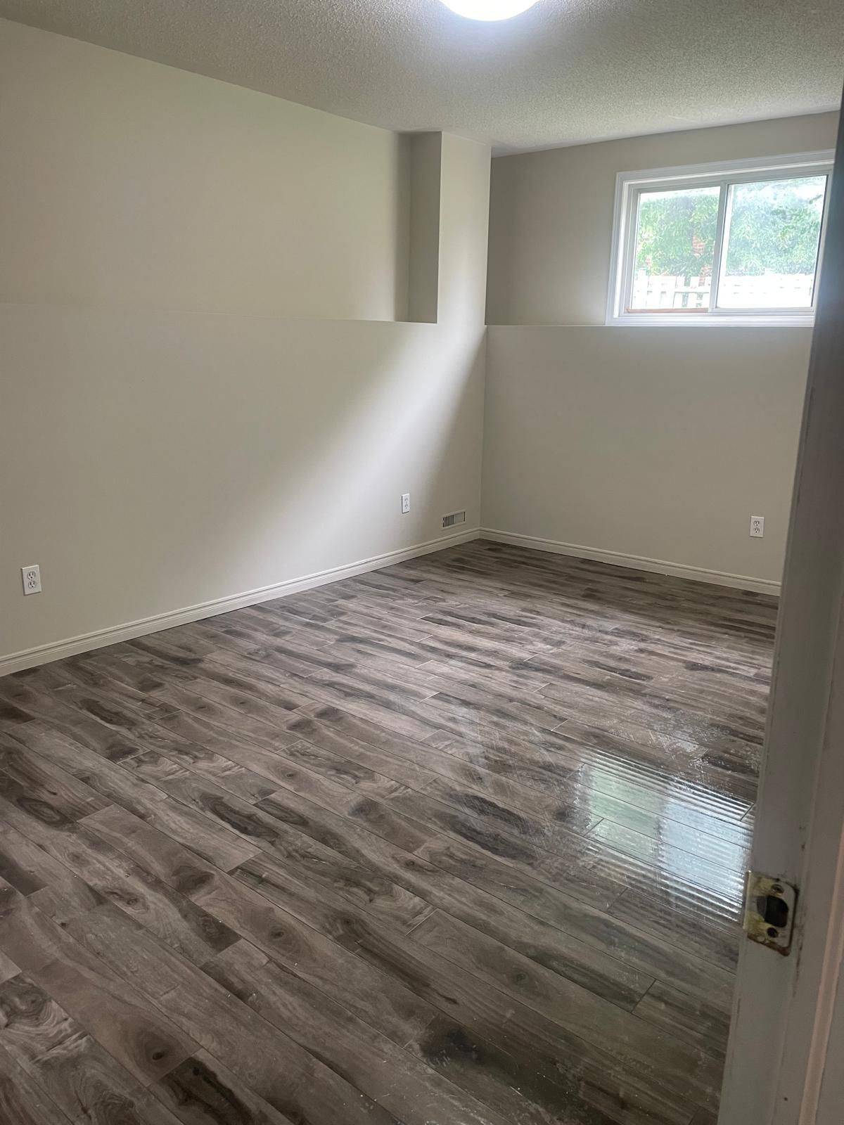 London East, ON N5V 4Z1,246 Thurman CIR