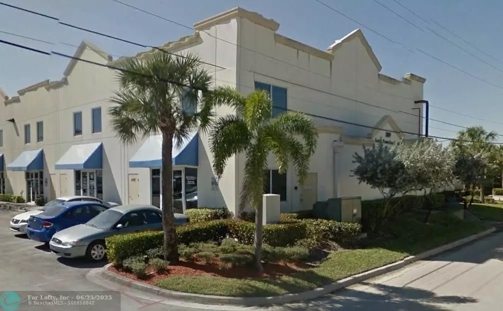 Deerfield Beach, FL 33442,1809 S Powerline Rd #101