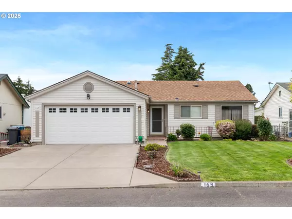 163 W CLACKAMAS CIR, Woodburn, OR 97071