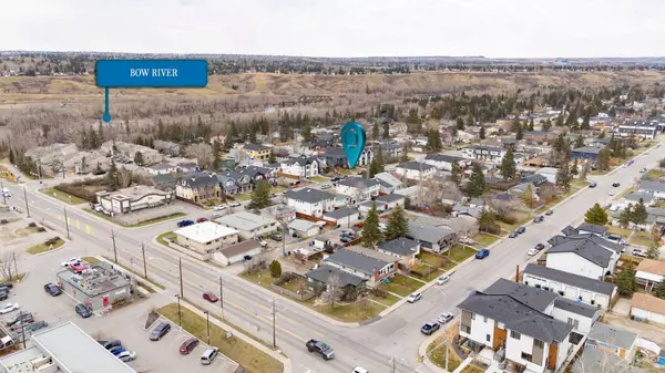 Calgary, AB T3B 1Z8,8531 47 AVE NW