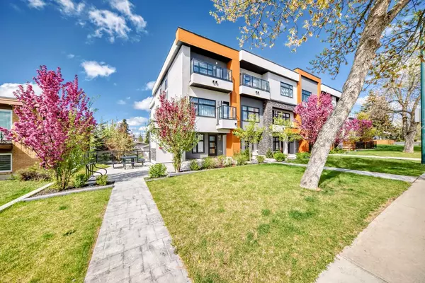 Calgary, AB T2M1G8,1632 20 AVE NW #109