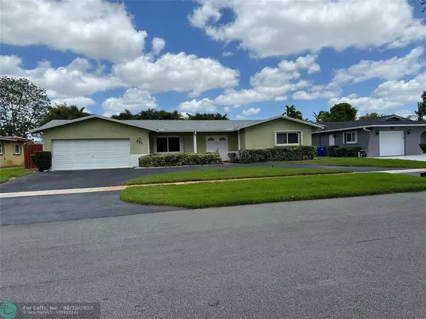 Pembroke Pines, FL 33024,521 NW 98th Ave