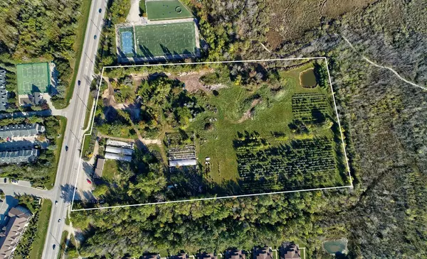 Collingwood, ON L9Y 5E7,11555 26 HWY