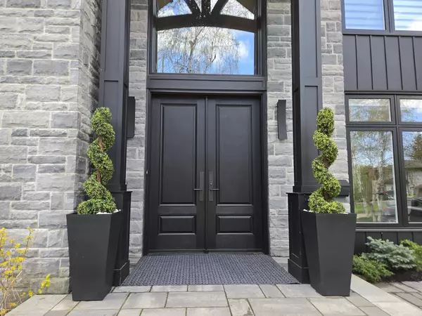 Mississauga, ON L5J 1R7,1489 Rogerswood CT
