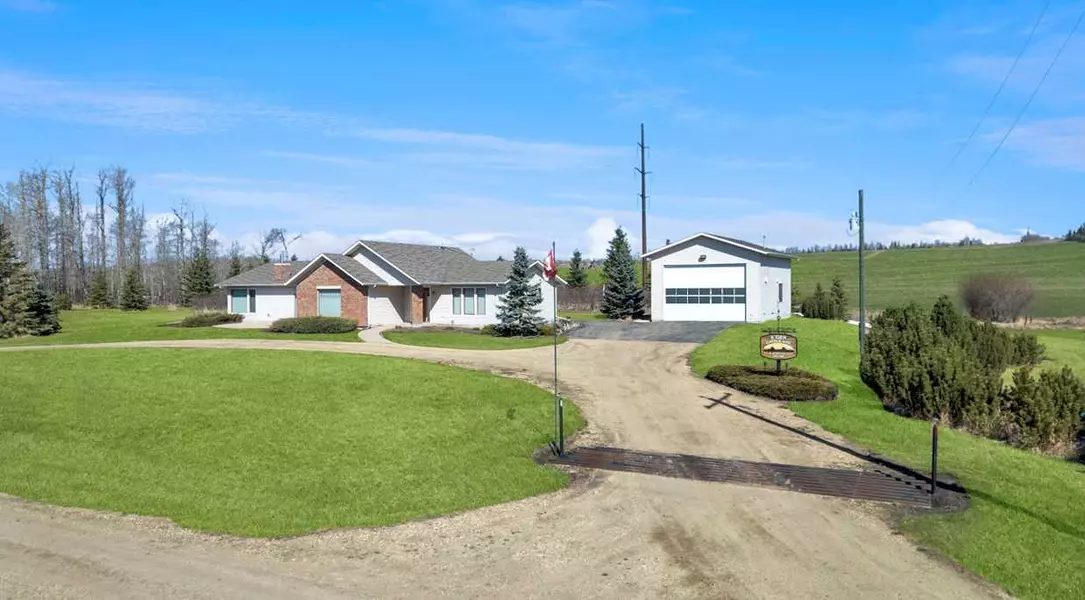 38514 Range Road 263, Rural Lacombe County, AB T4L 2N2