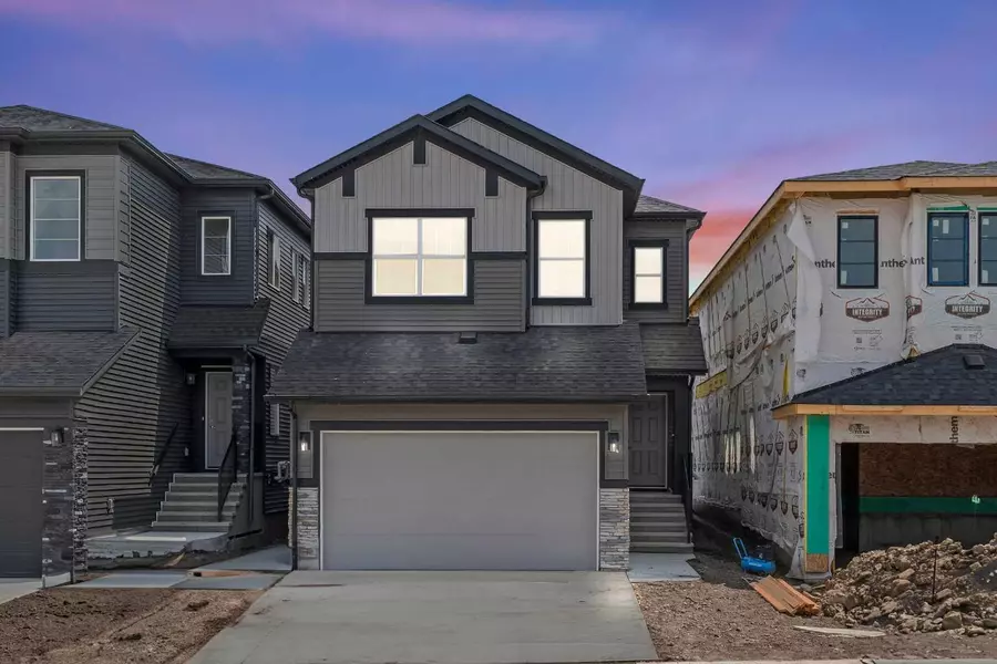 390 Corner Glen WAY NE, Calgary, AB T3N 2P1