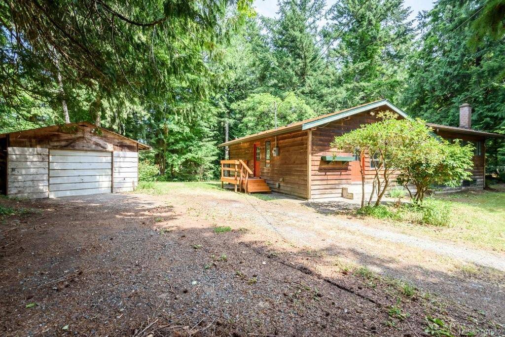 Fanny Bay, BC V0R 1W0,170 Michael Pl