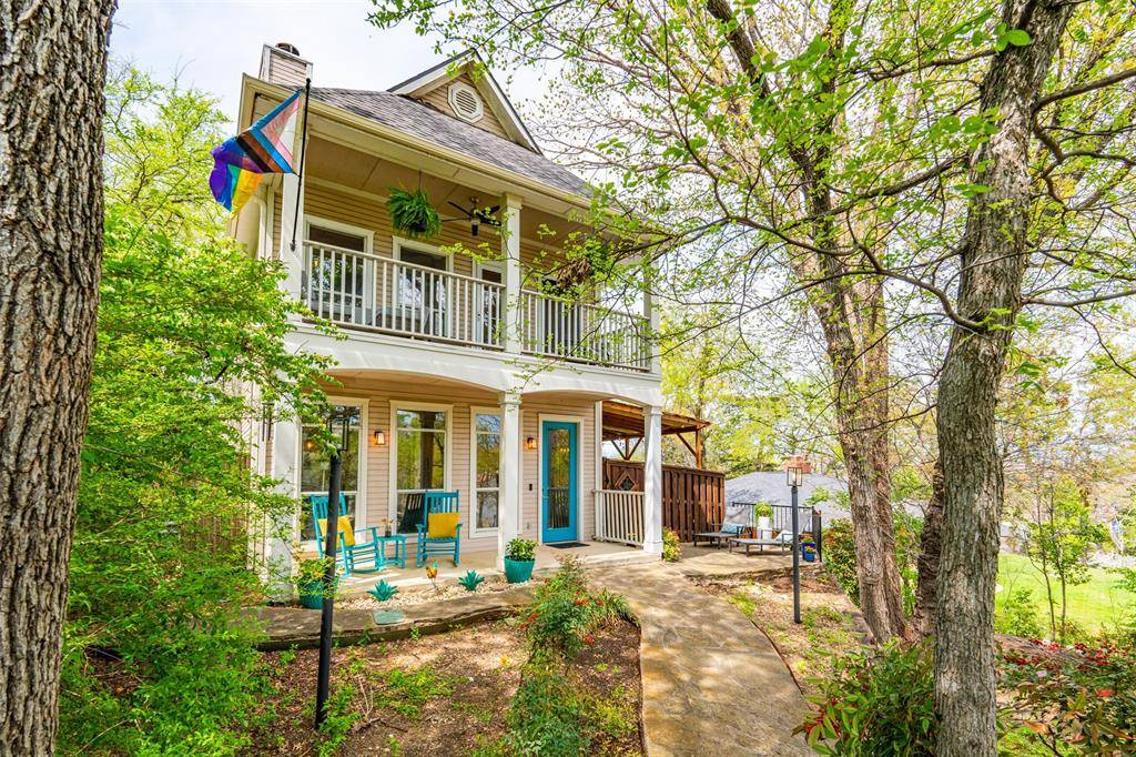 Dallas, TX 75208,1631 Sylvan Avenue