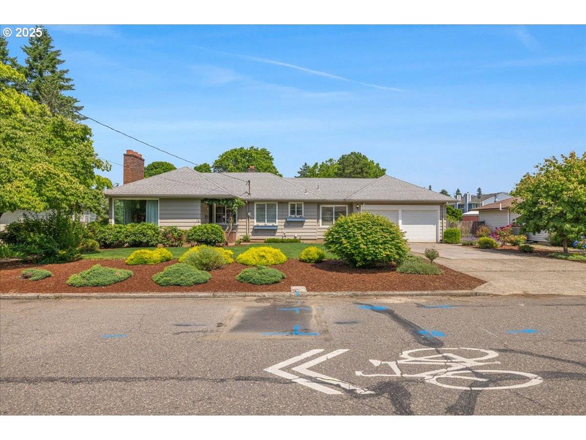 Portland, OR 97220,860 NE 87TH AVE