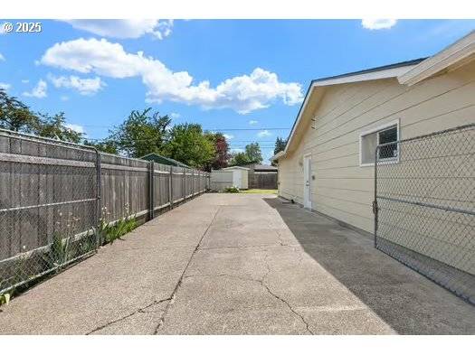 Eugene, OR 97401,2065 PROVIDENCE ST