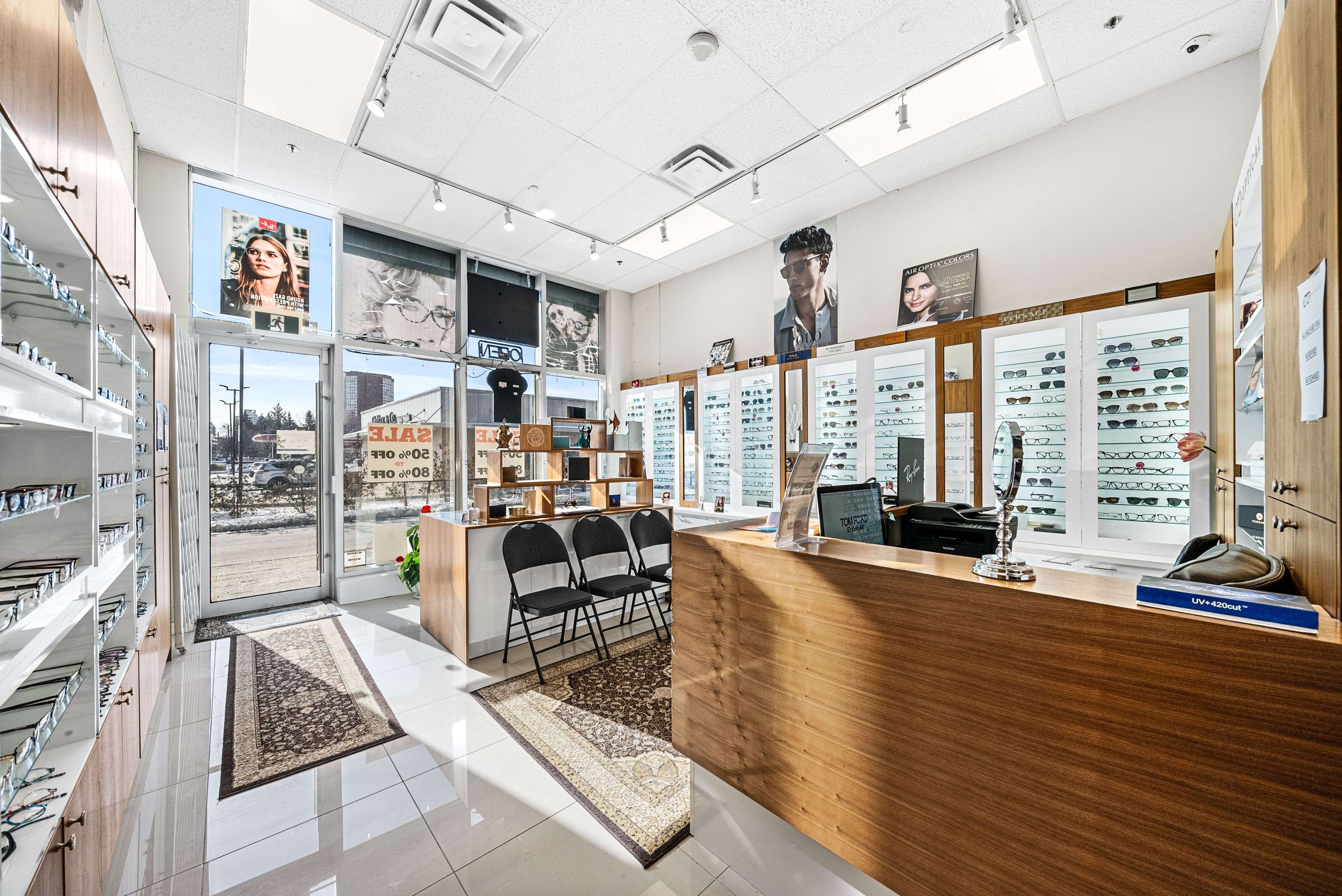 Richmond Hill, ON L4C 1V6,9610 Yonge ST #B10