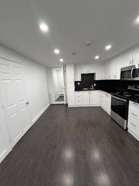 170 Ridge RD N #BSMNT, Aurora, ON L4G 0M3