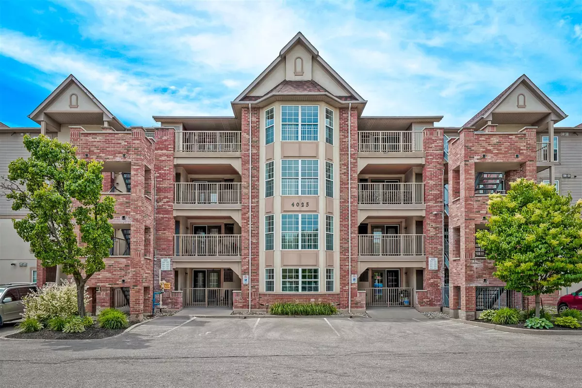 Burlington, ON L7M 4M5,4025 Kilmer DR #407