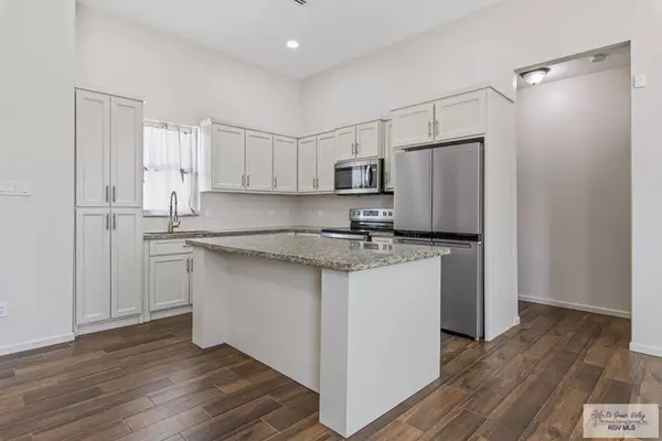 Pharr, TX 78577,1005 RHETT DR