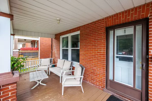 Oshawa, ON L1G 1T3,164 Elgin ST E