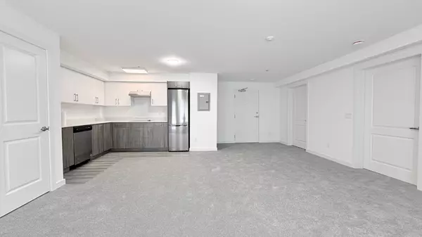 Toronto E01, ON M4L 2V8,45 Connaught AVE #302