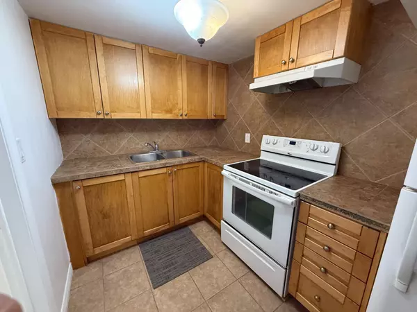 Mississauga, ON L5K 1E4,2447 Barcella CRES