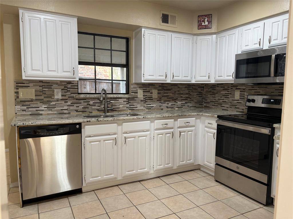 Irving, TX 75063,500 Button Willow Court