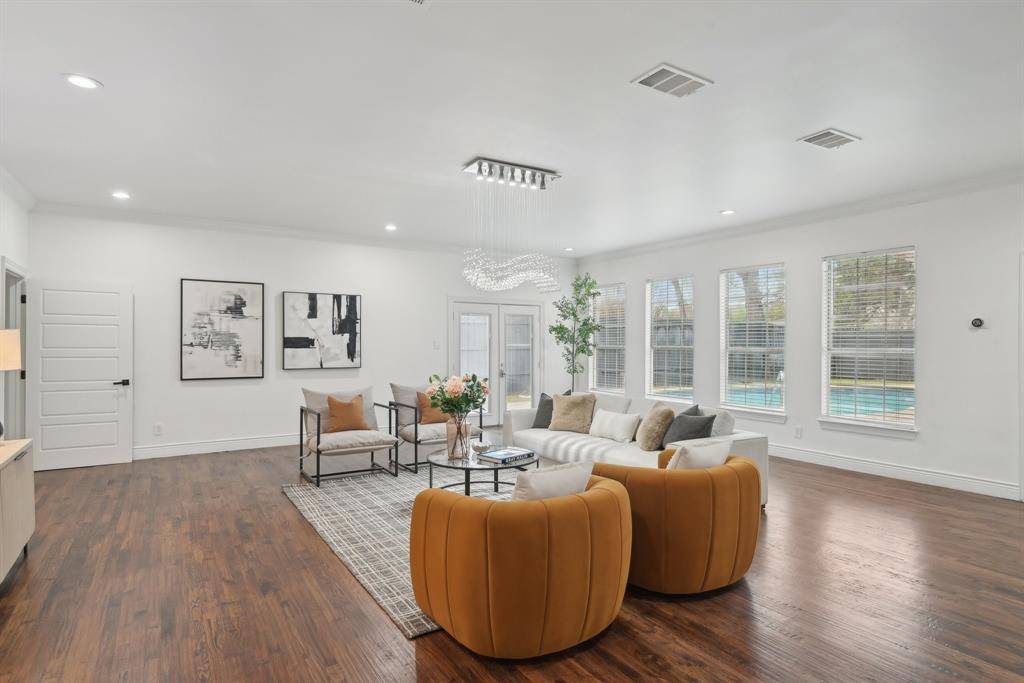 Dallas, TX 75229,10727 Cromwell Drive