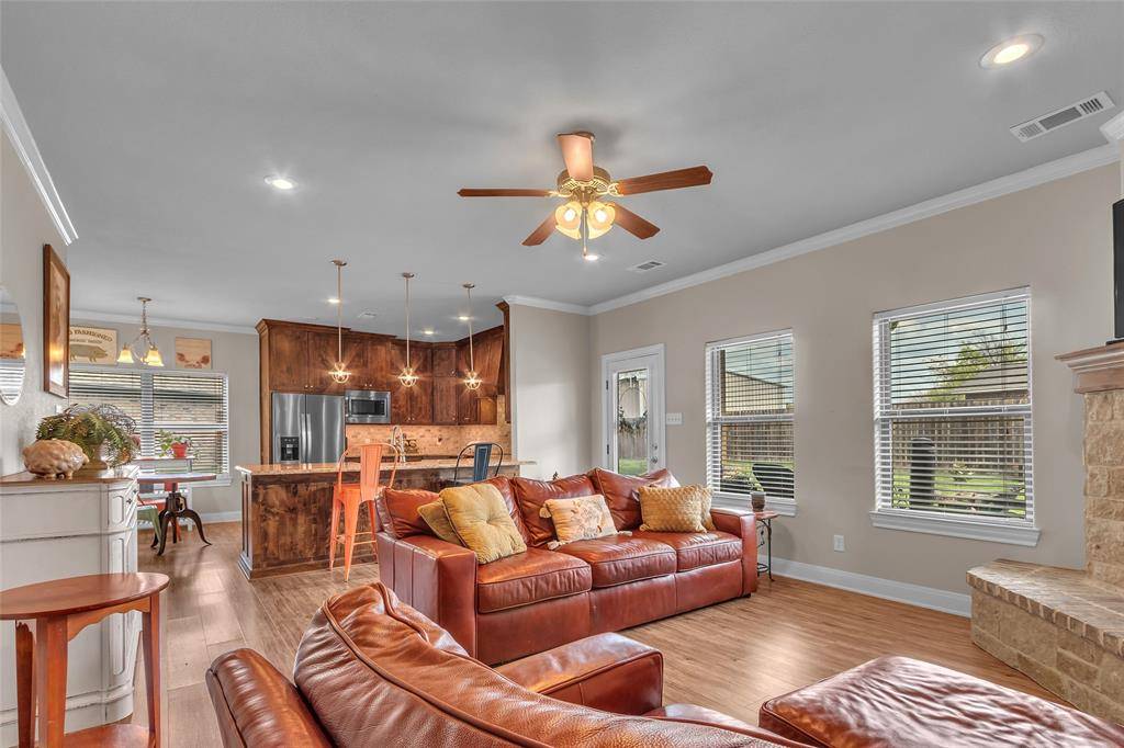 Mabank, TX 75147,129 Oak Springs Loop
