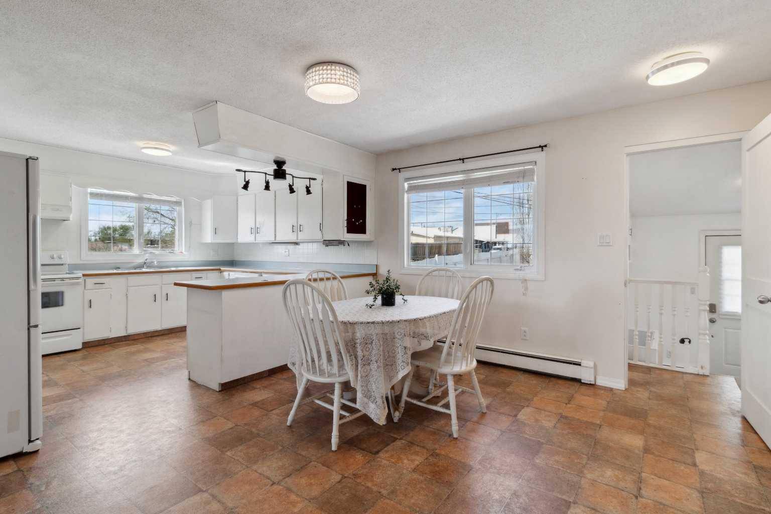 Trochu, AB T0M2C0,303 Railway AVE