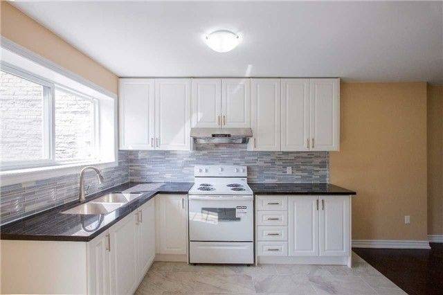 Toronto C01, ON M5T 1A3,43 Wolseley ST
