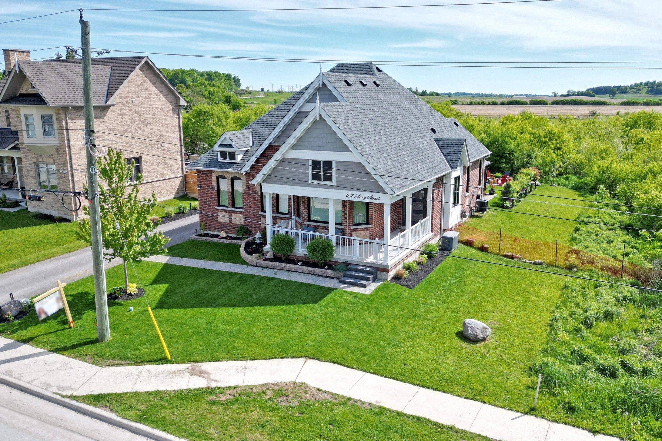 Clearview, ON L0M 1G0,157 Mary ST