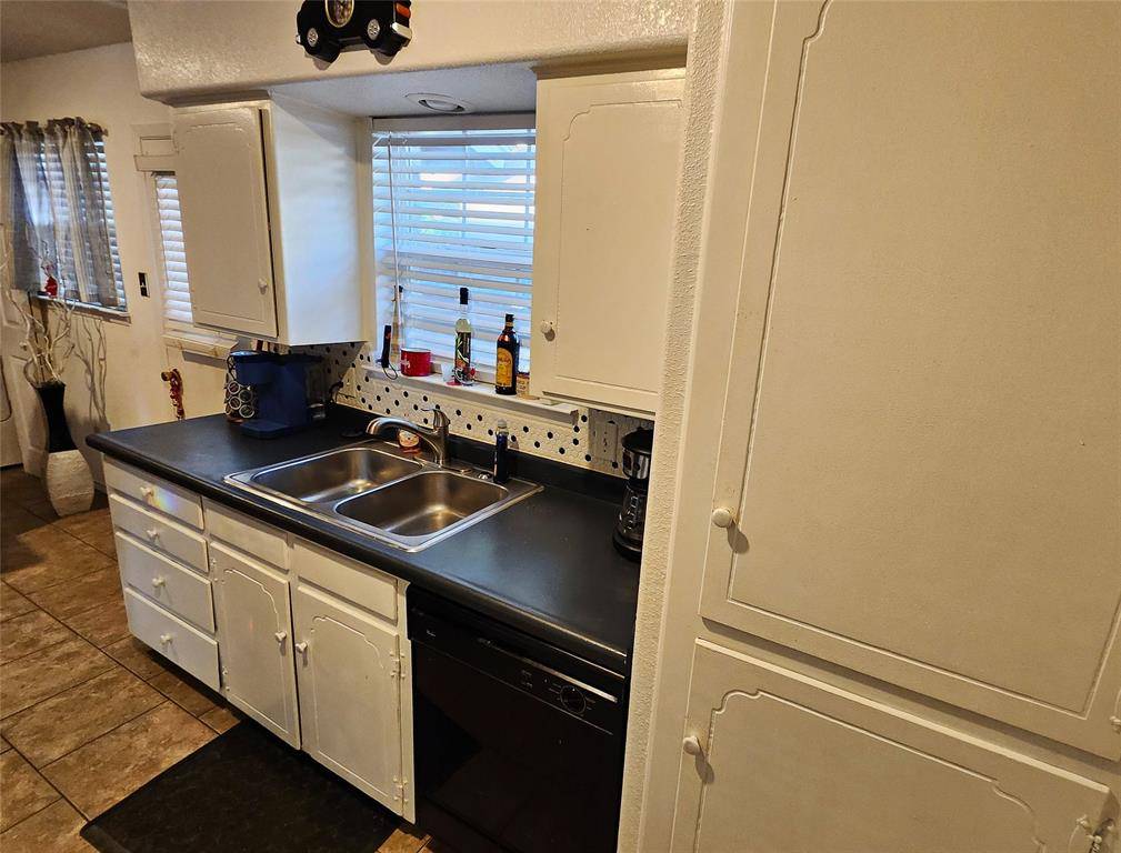 Irving, TX 75060,Address not disclosed