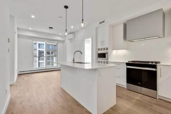 Calgary, AB T3H 6L3,8370 broadcast AVE SW #505