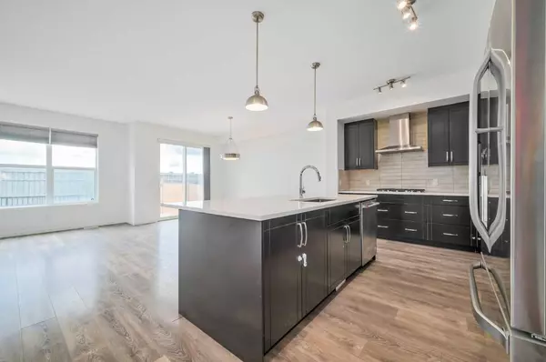 Calgary, AB T3M 2N1,180 Masters CRES SE