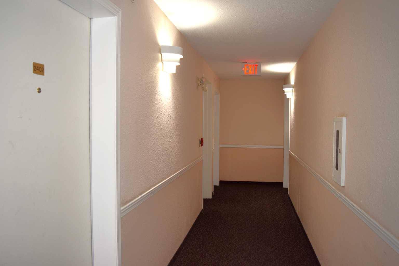 Calgary, AB T2A 7X8,6224 17 AVE Southeast #2402