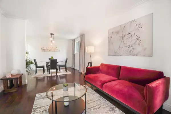 Mississauga, ON L4T 1E3,19 Scarboro ST