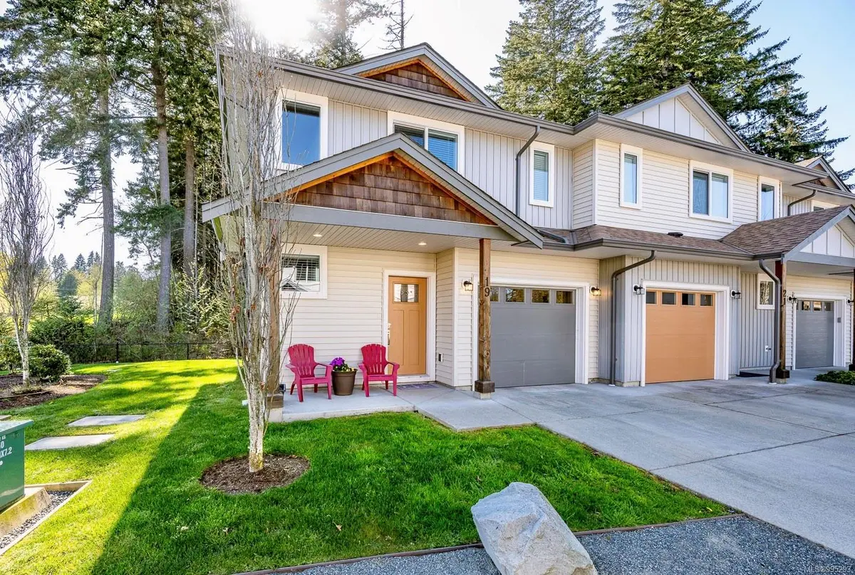 Courtenay, BC V9N 0B1,2109 13th St #19