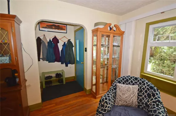 Nanaimo, BC V9R 4S2,190 Strickland St