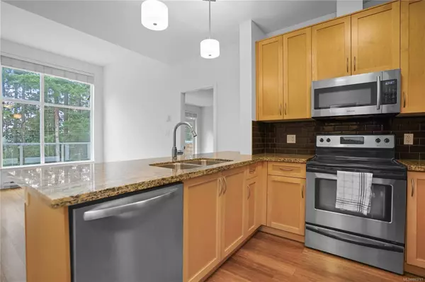 Langford, BC V9B 2R5,608 Fairway Ave #407