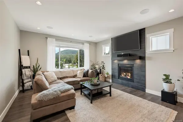 Langford, BC V9B 4R3,2836 Sooke Lake Rd