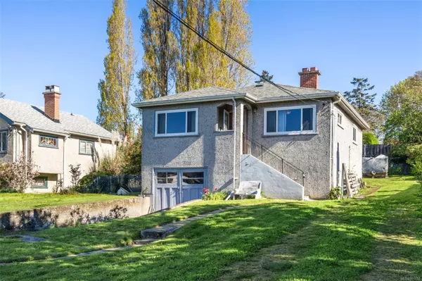 Saanich, BC V8Z 1S5,74 Crease Ave