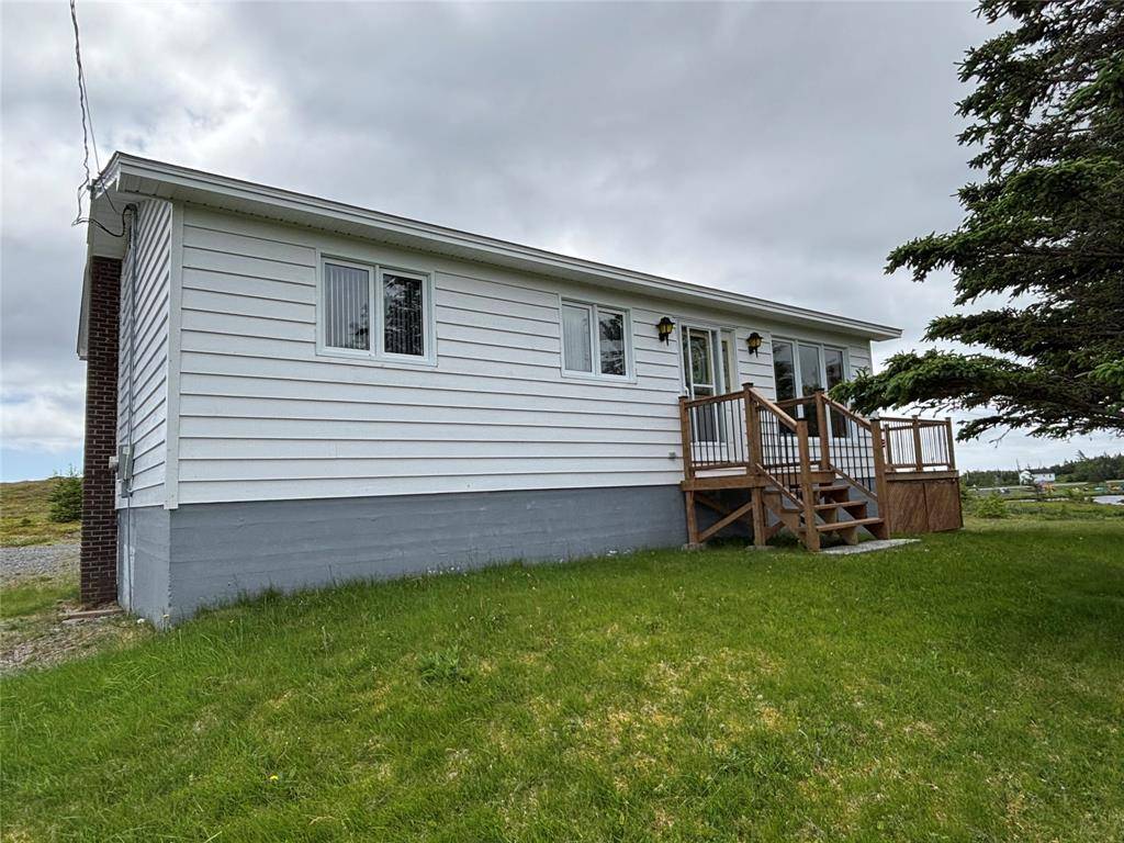 1 Cemetary Road, Lower Island Cove, NL A0A2W0