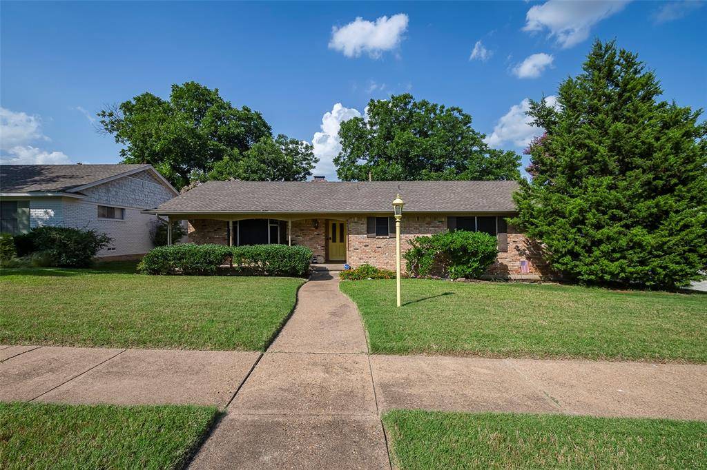 Dallas, TX 75218,846 Creekridge Drive