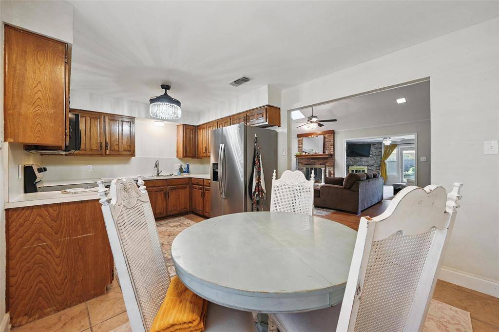 Arlington, TX 76016,3407 Dovecreek Drive