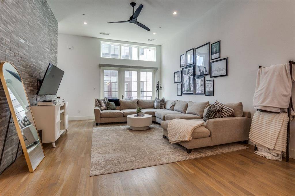 Dallas, TX 75204,3200 Ross Avenue #36