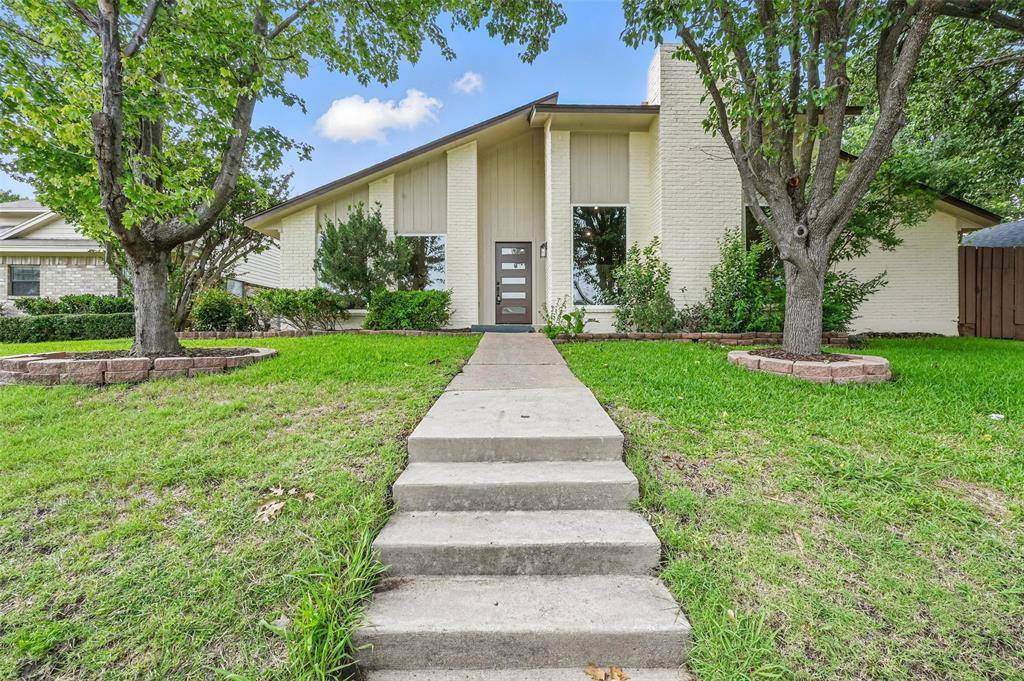 1317 Starshadow Drive, Richardson, TX 75081