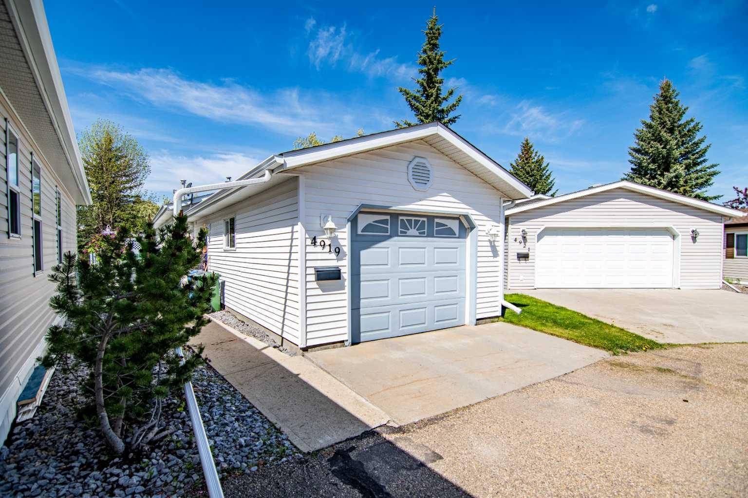 Red Deer, AB T4R2Z8,4919 Dorchester AVE