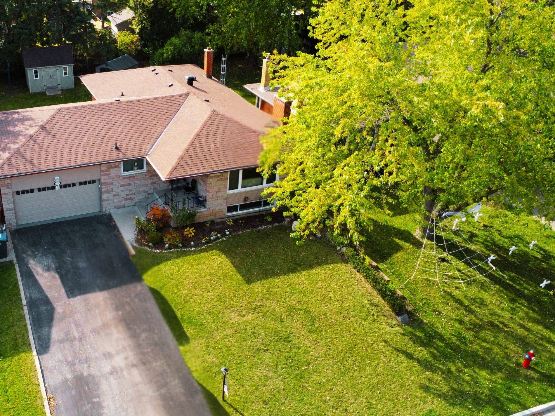 Brampton, ON L6Y 1S2,231 Elizabeth ST S