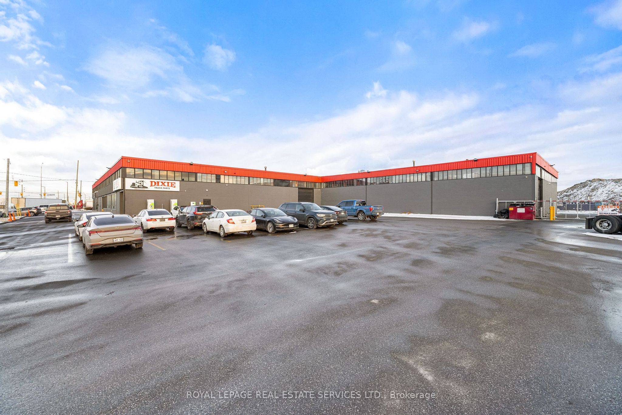Mississauga, ON L4W 1E7,5850 Dixie RD