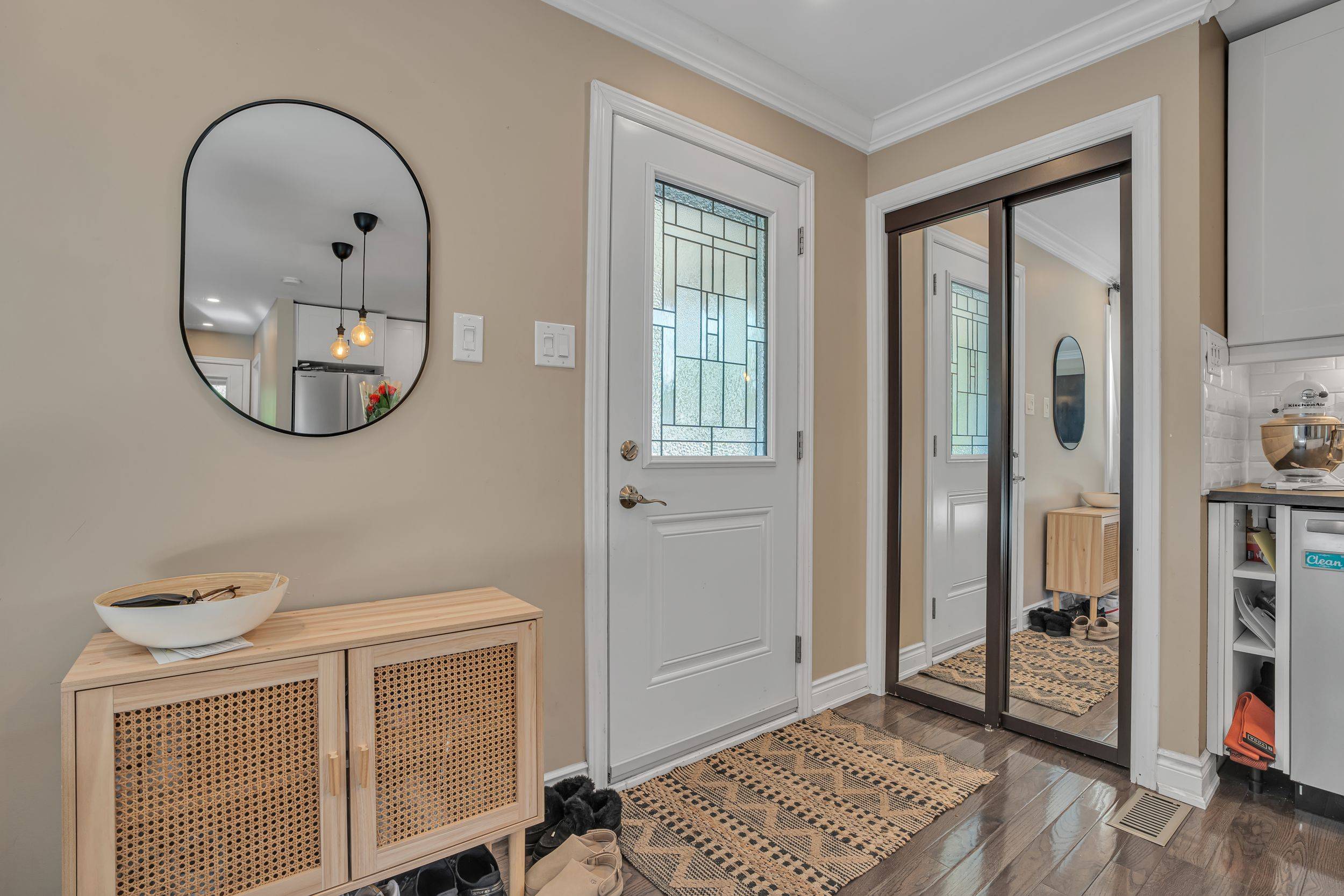 Hamilton, ON L8H 1P1,38 Eastvale PL
